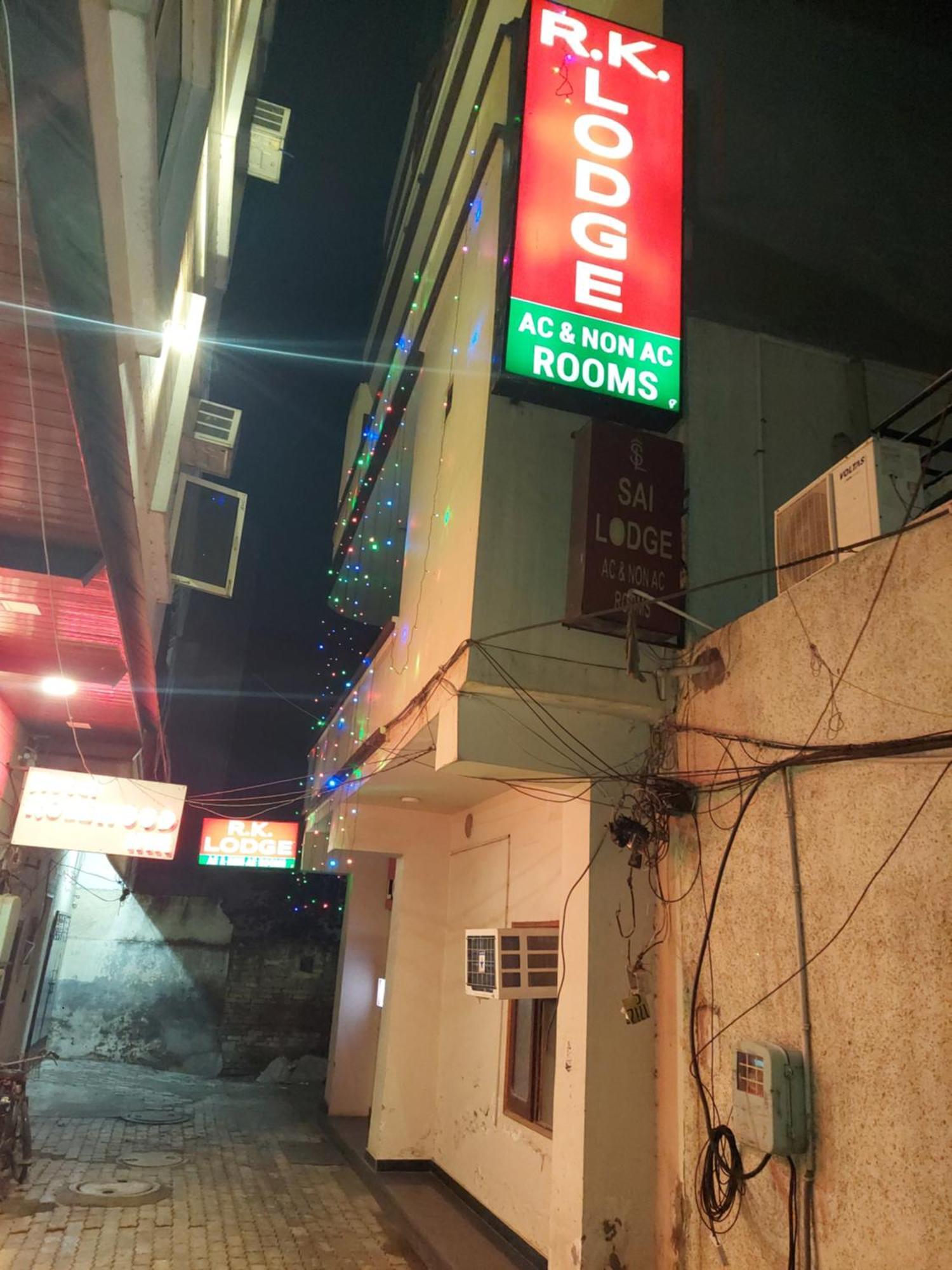 Rk Lodge アムリトサル エクステリア 写真